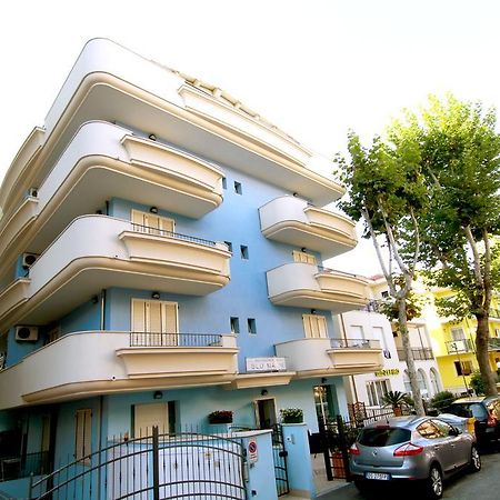 Residence Blu Marine Rímini Exterior foto