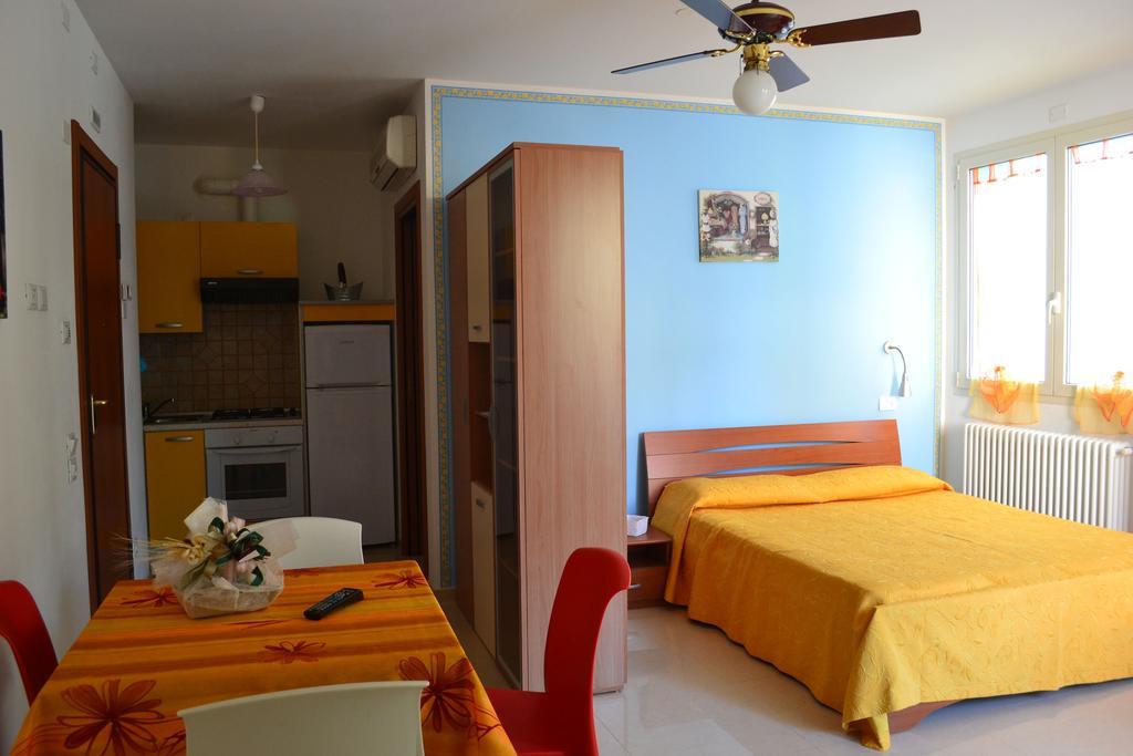 Residence Blu Marine Rímini Habitación foto