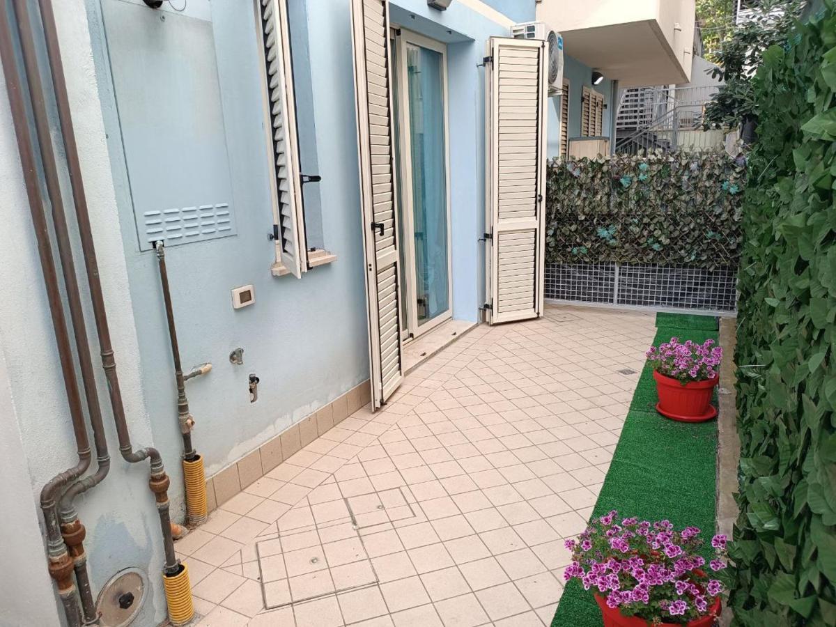 Residence Blu Marine Rímini Exterior foto